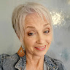 Meet your Posher, Christy